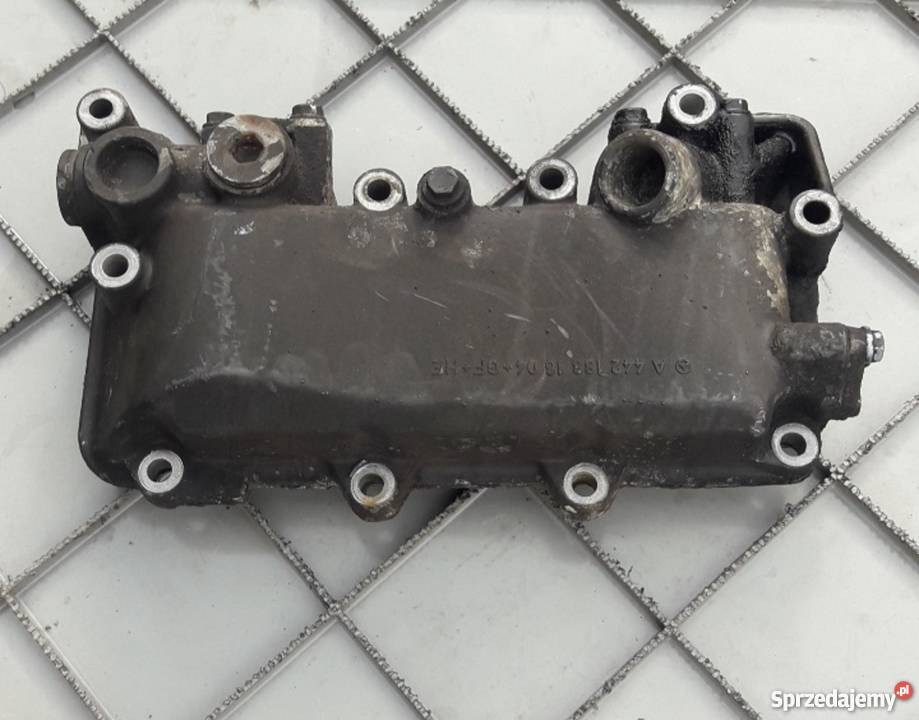 OBUDOWACHŁODNICY OLEJU MERCEDES SETRA 4421881604 śląskie Częstochowa