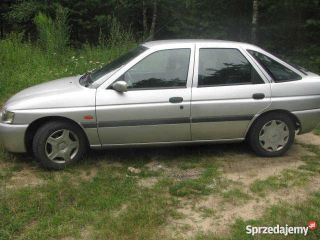 Escort 16lpg klima działa 2000r 1600cm3 Zawiercie