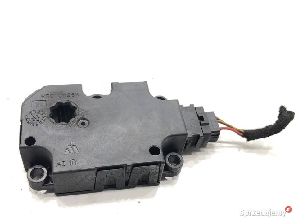 SILNIK NAGRZEWNICY AUDI 85E820511 A6 C8