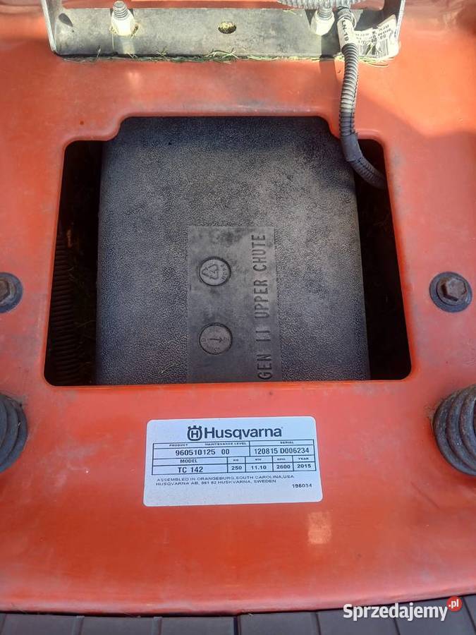 Traktorek husqvarna tc142 V briksa Goździk