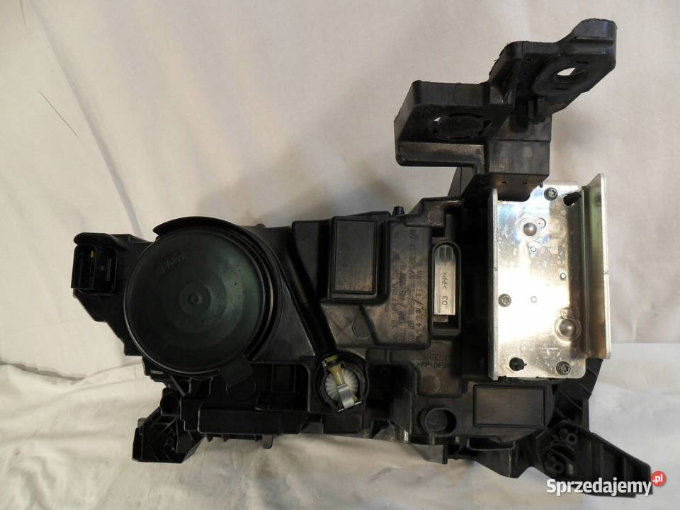 REFLEKTOR PRZÓD STRONA PRAWA OPEL MOKKA B