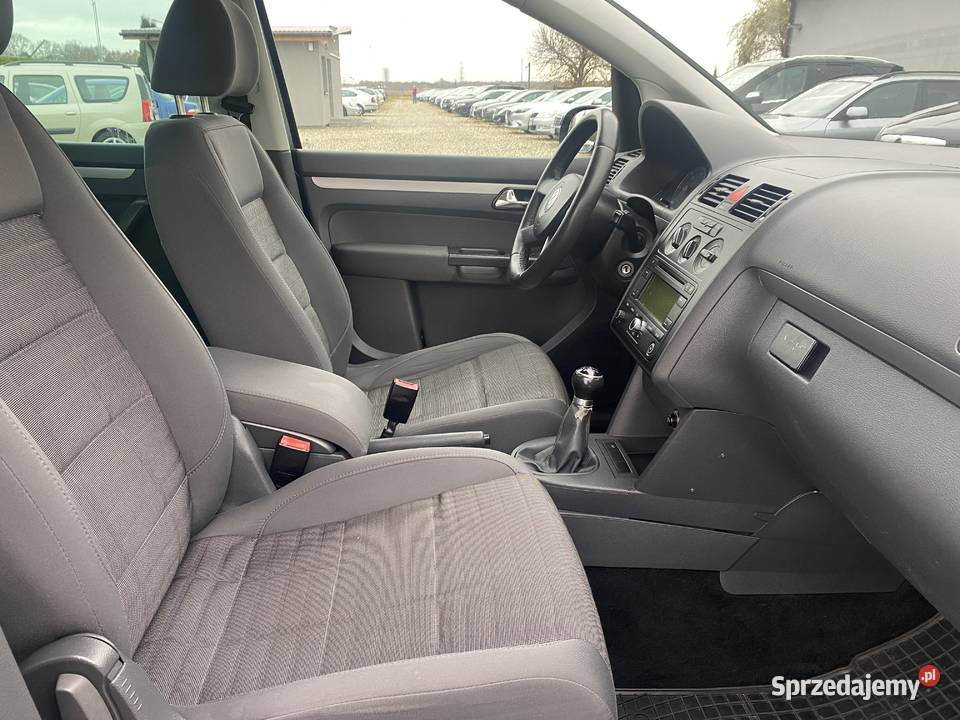 Volkswagen Touran manualna Paniówki