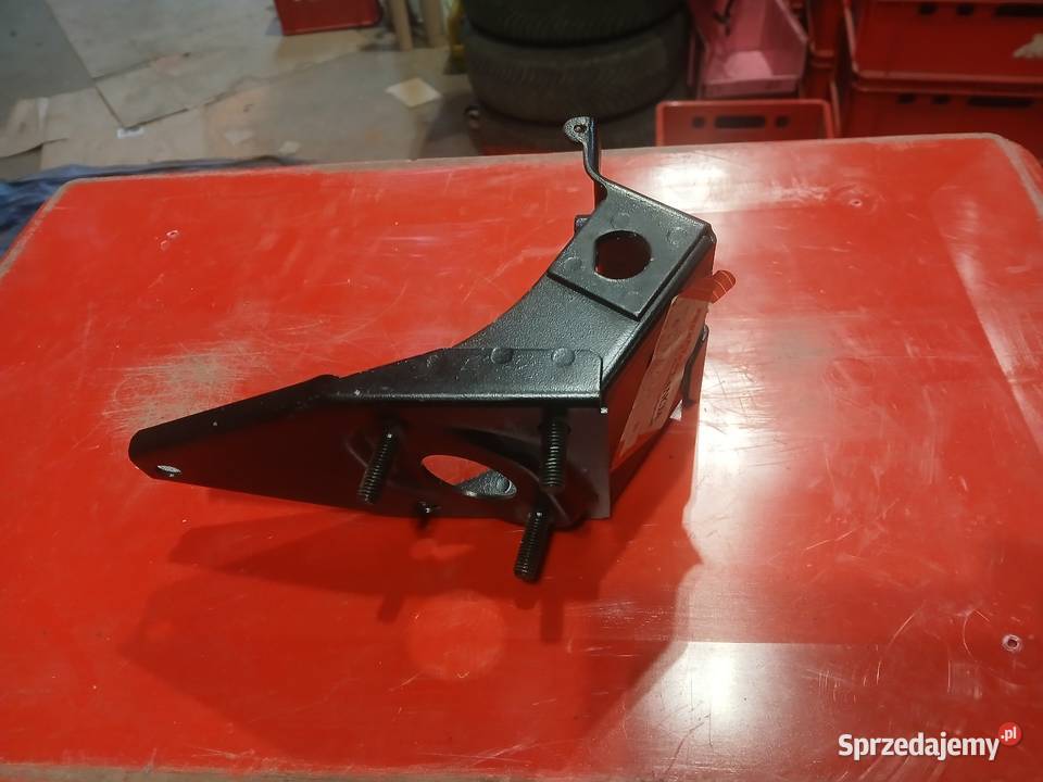 Wspornik mocowania pedału hamulca do Fiata 126p Koluszki