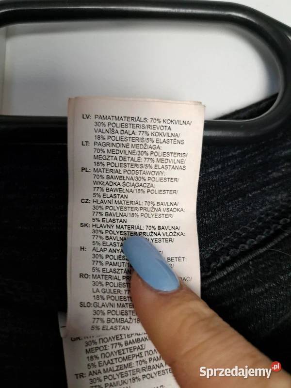 Bluza Reebok w SM Rozmiar 36(S) Trąbki Wielkie sprzedam