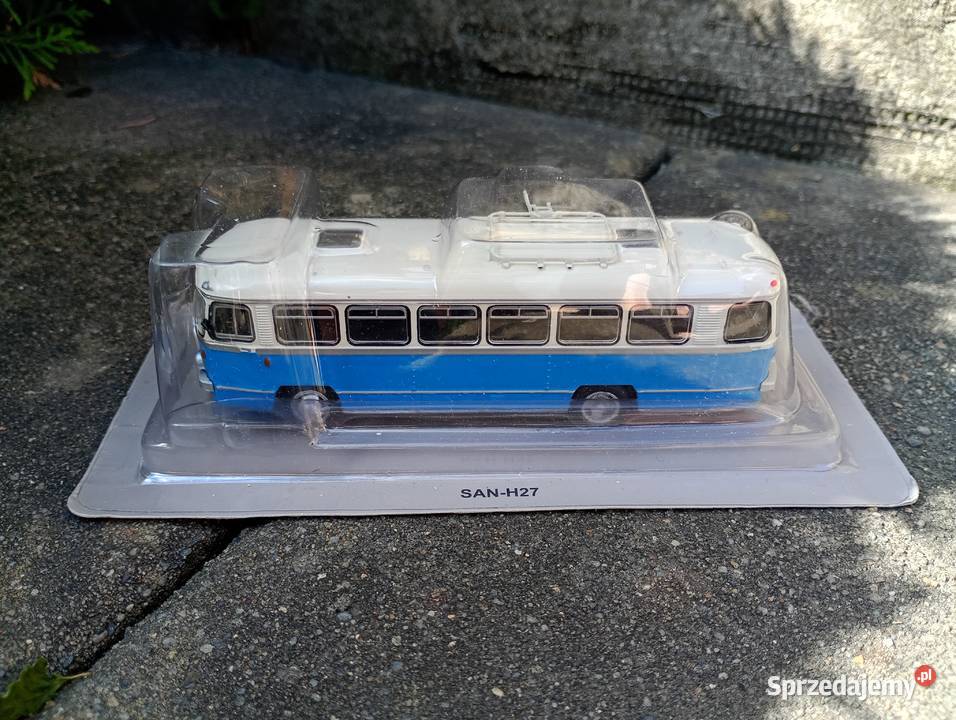 SAN H 27 Kultowe autobusy auta PRL 172 model Warszawa