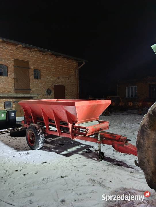 Sprzedam rcw 3 rozsiewacz wapna wapniarka łódzkie Sieradz