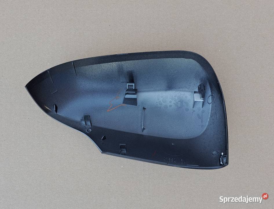 Obudowa lusterka lewa Toyota Prius C USA 1G3 Mielęcin