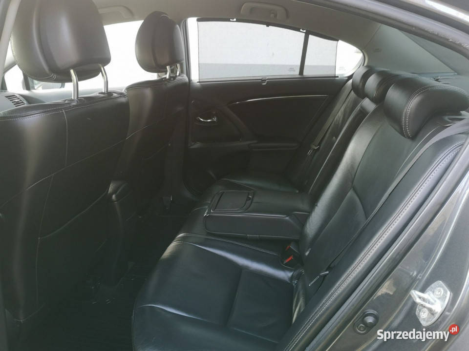 Toyota Avensis 22 DCAT 177 Klima Automat Navi światła do jazdy dziennej Strzegom