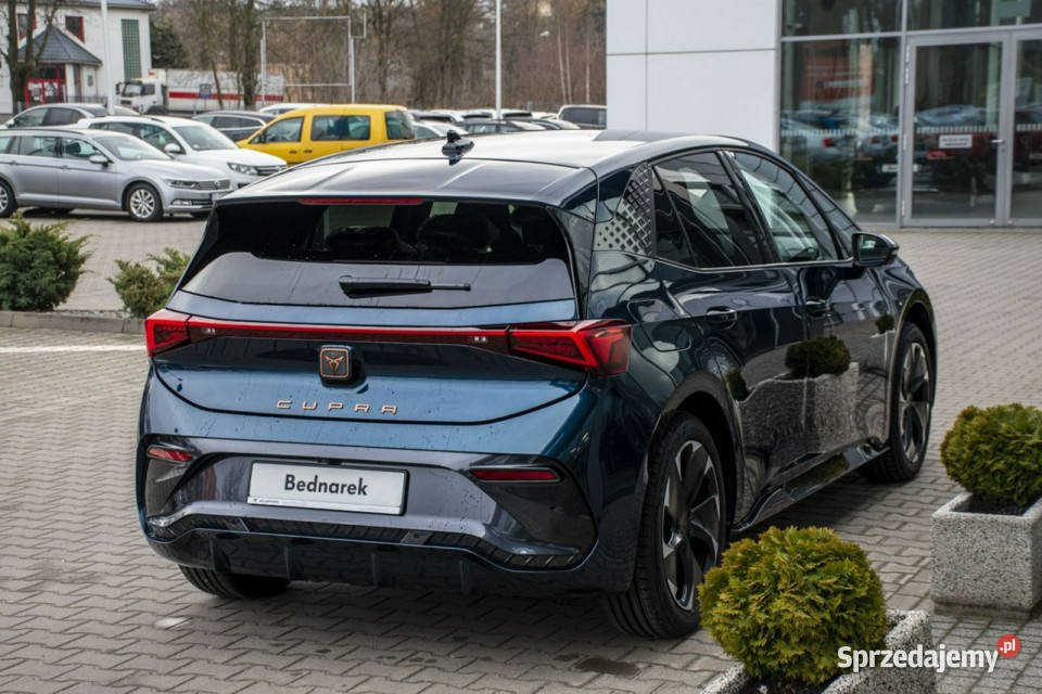 Cupra Born Advantage Edition 59 kWh 204 światła do jazdy dziennej Born Łódź