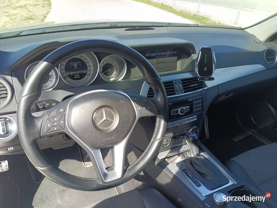 MercedesBenz c200 18 Avangarde ILS Webasto isofix Samochody osobowe Powroźnik sprzedam