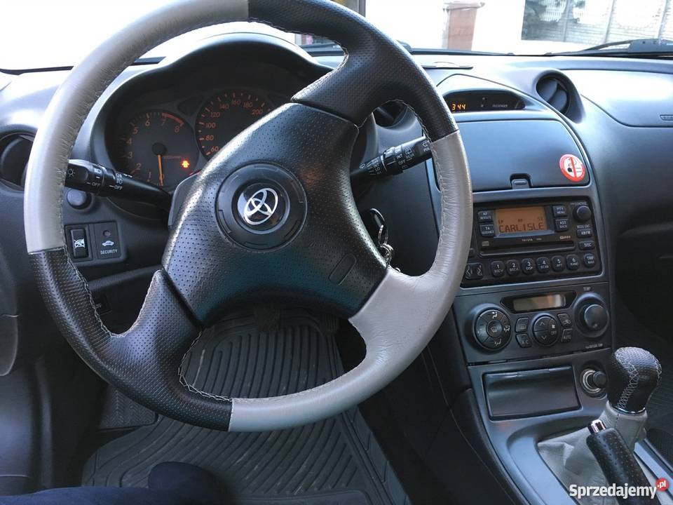 TOYOTA CELICA VVTI 1 8 VIIGeneracja 2003r radio Dąbrowa sprzedam
