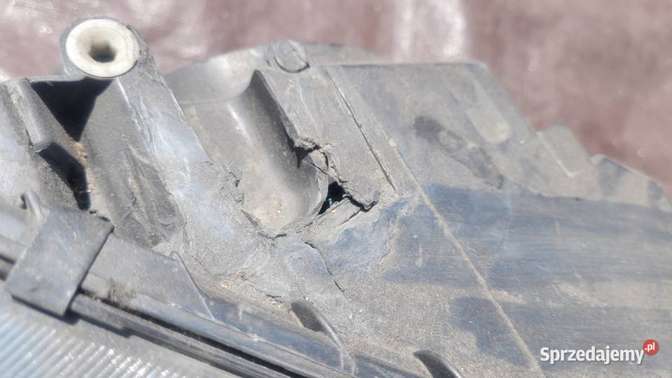 SKODA OCTAVIA III XENON PRAWA LAMPA PRZÓD Ruda Śląska