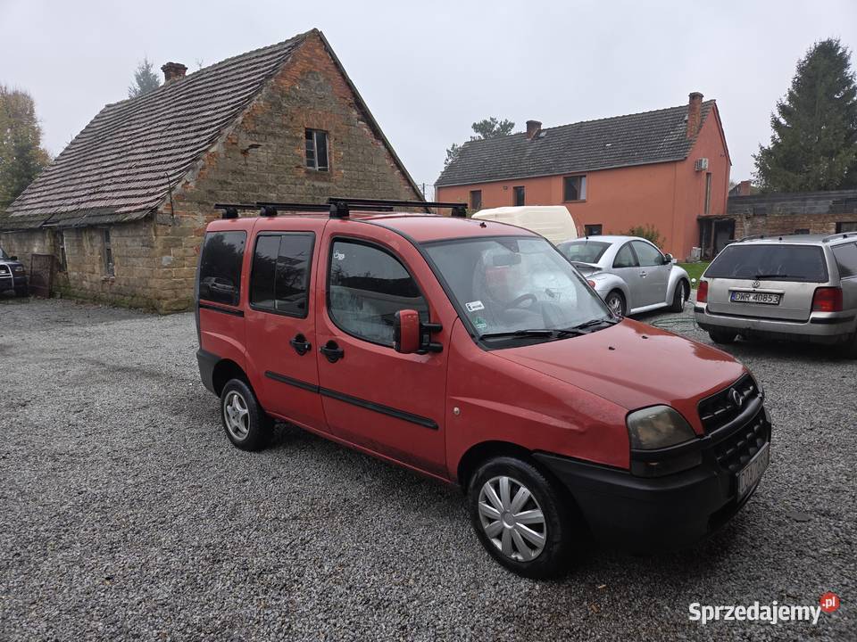 Fiat doblo 16 benz 5 osobowy nieuszkodzony