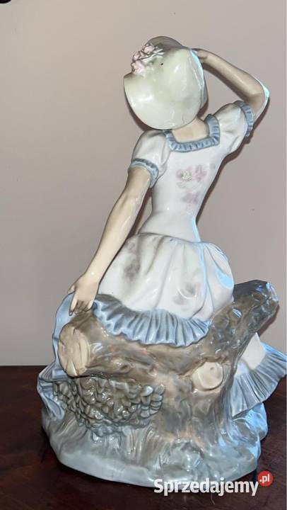 Figurka Damy w kapeluszu Zepfir Lladro Made in Gdańsk