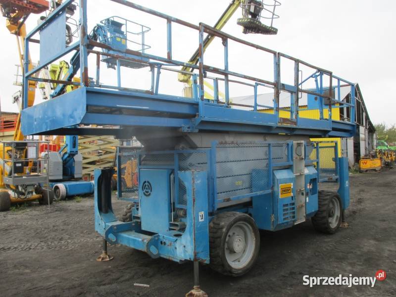 Podnośnik nożycowy zwyżka 18 m 680 4x4 Genie