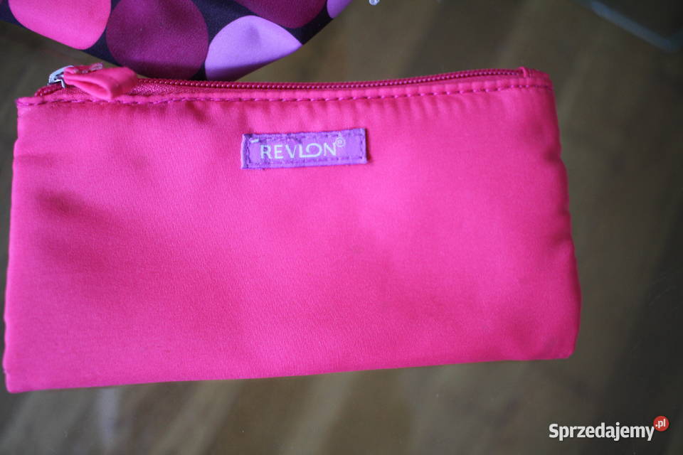 zestaw komplet Revlon kosmetyczka kosmetyki Toruń