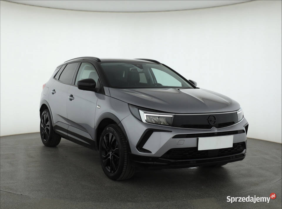 Opel Grandland 12 Turbo benzyna