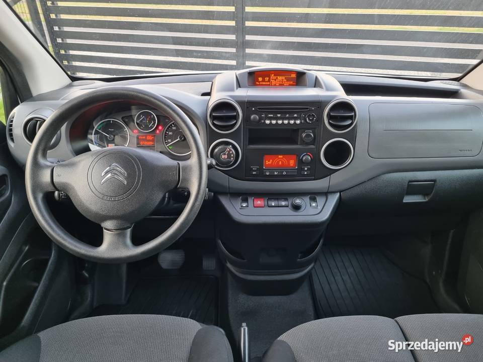 CITROEN BERLINGO III LIFT 1WŁ 2017r FULL wspomaganie kierownicy Sieradz
