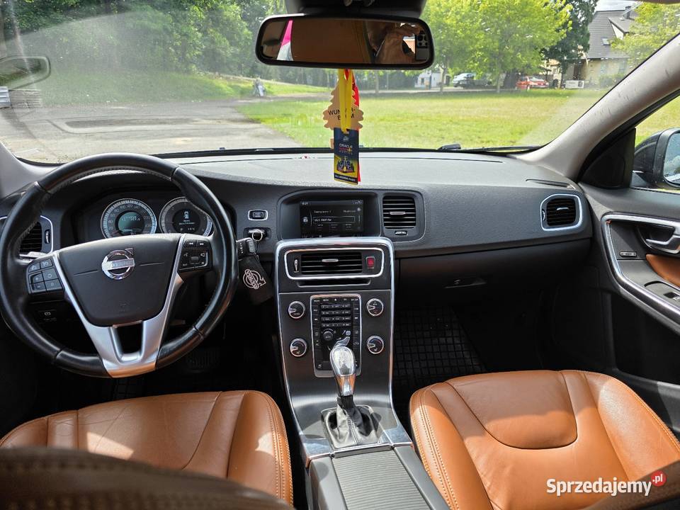 Volvo v60 automat