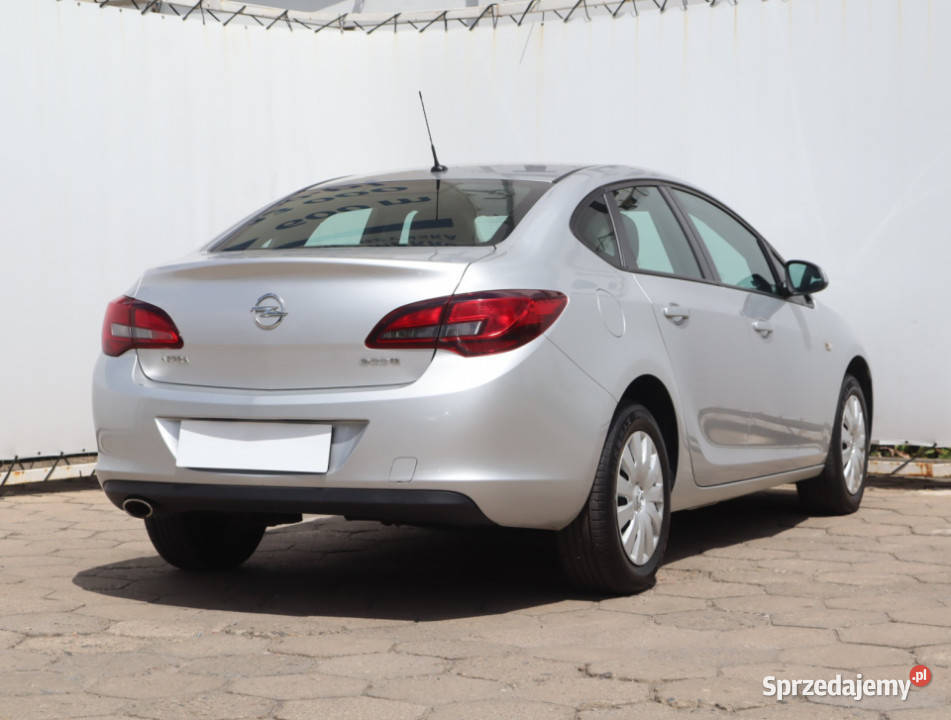 Opel Astra 14 T LPG Sedan / Limuzyna łódzkie sprzedam