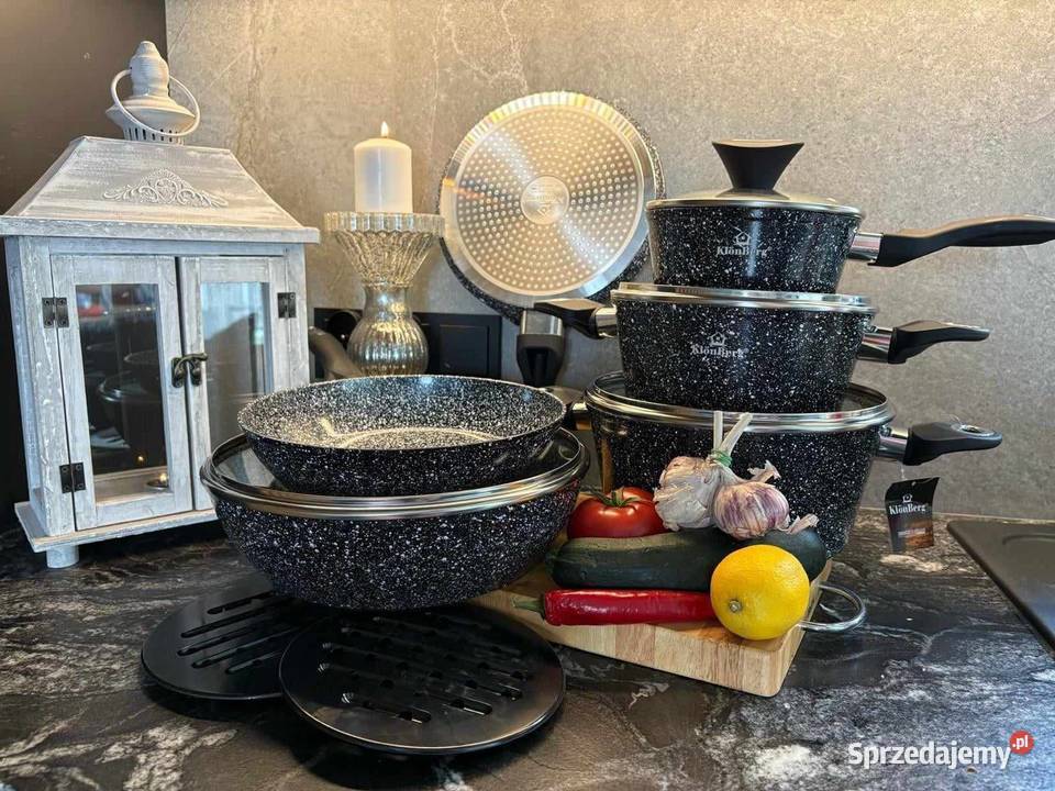 Zestaw garnków kompletny czarny 279zl sprzedam