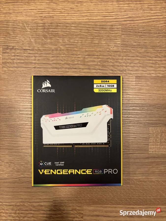 Pamięć RAM Corsair Vengeance RGB PRO DDR4 16GB Sączów sprzedam