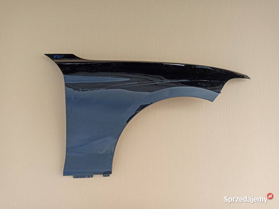 BMW 1 F20 F21 BŁOTNIK PRAWY PRZÓD Trzciel