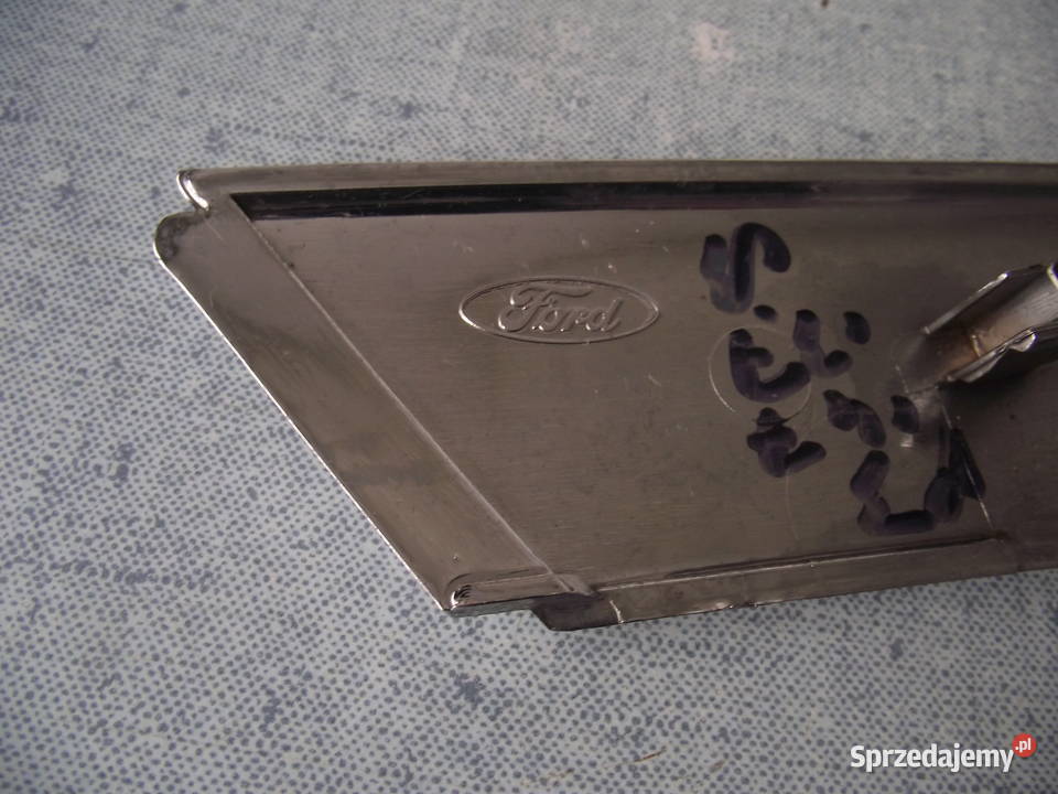 Ford Focus listwa chrom zderzaka przedniego Wrocław