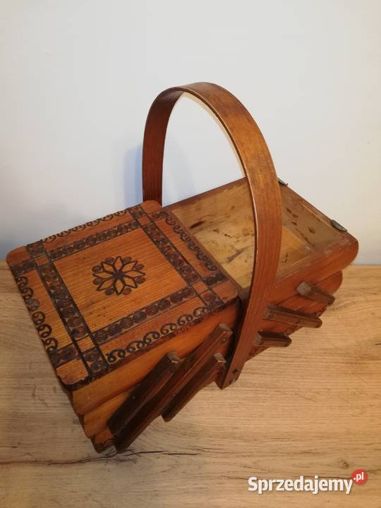 Koszyczek PRL na przybory do szycia Warszawa