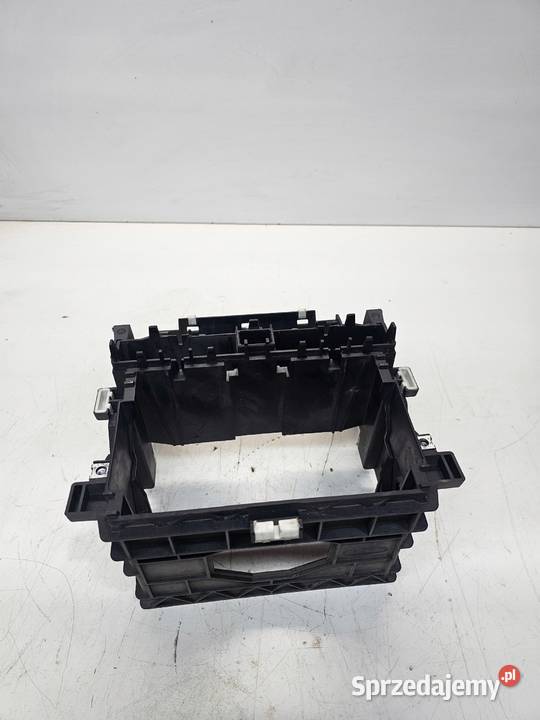 KOSZ 2 DIN AUDI A3 8P LIFT ORYGINAŁ 8P0858005A Części samochodowe Przystajń
