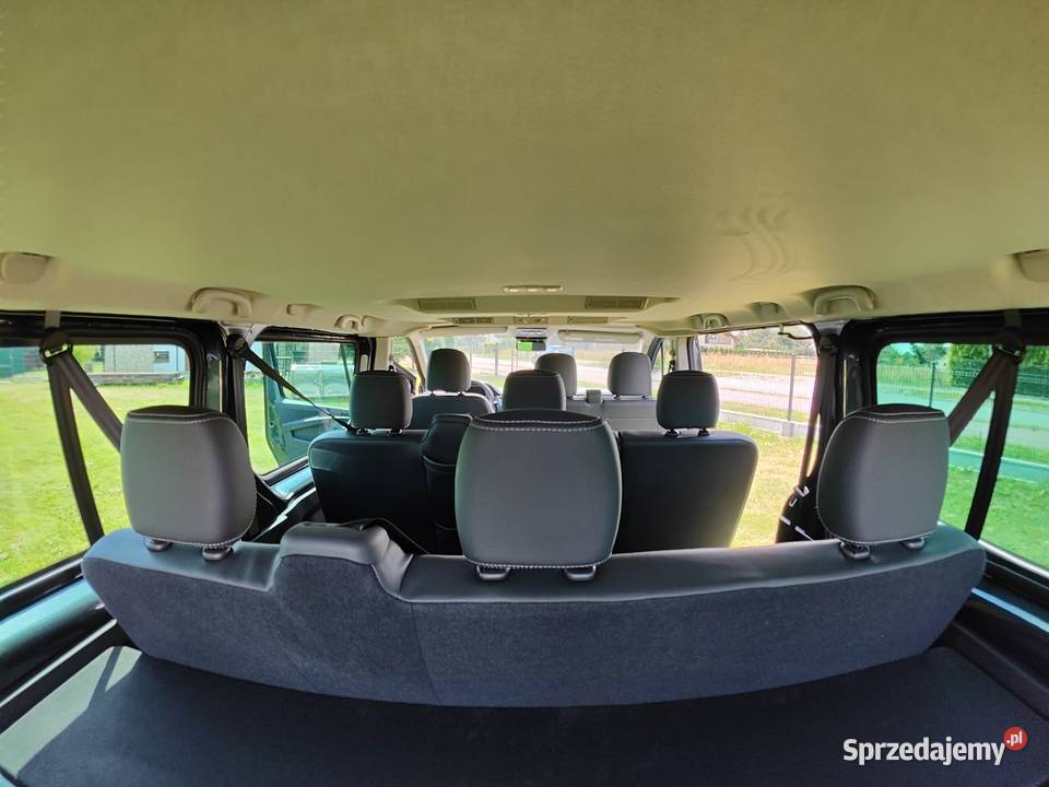Wynajem busa wypożyczalnia bus 9 osobowy kat B Mysłowice