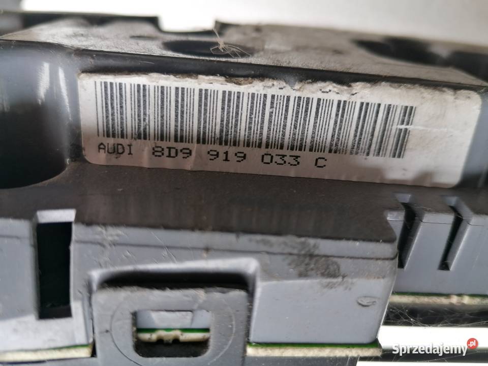 Licznik Zegar Audi A4 B5 8D9919033C