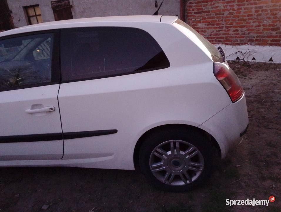 Fiat Stilo 19 JTD części w całości Rok produkcji 2002 Chełmża sprzedam