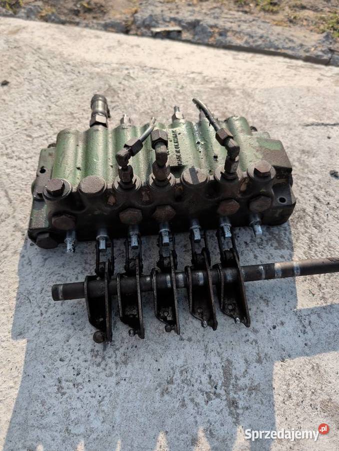 Sprzedam rozdzielacz widoczny na zdjęciu Rolnictwo mazowieckie Jedlanka sprzedam