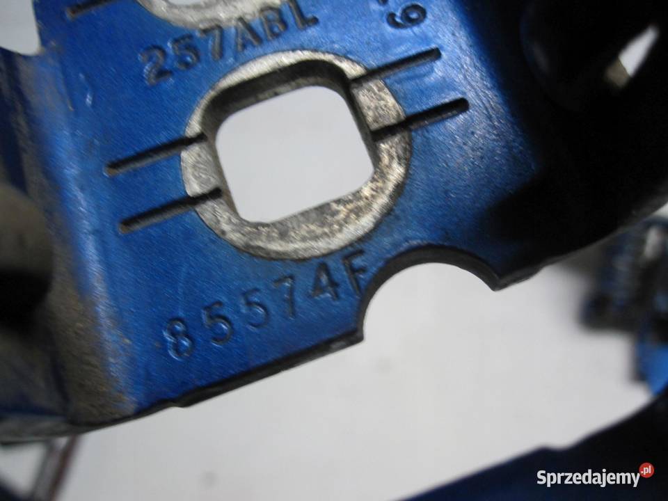 DODGE NITRO 08r zawiasy drzwi lewe tył Zawiasy, bolce i prowadnice sprzedam