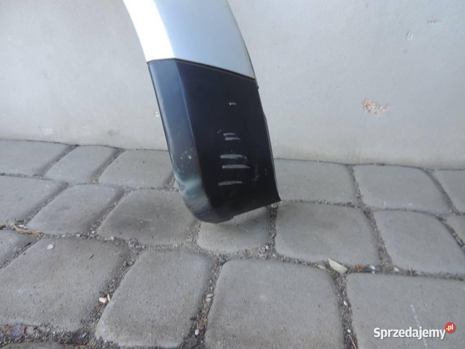 AUDI A2 LISTWA BŁOTNIKA PRAWY TYŁ