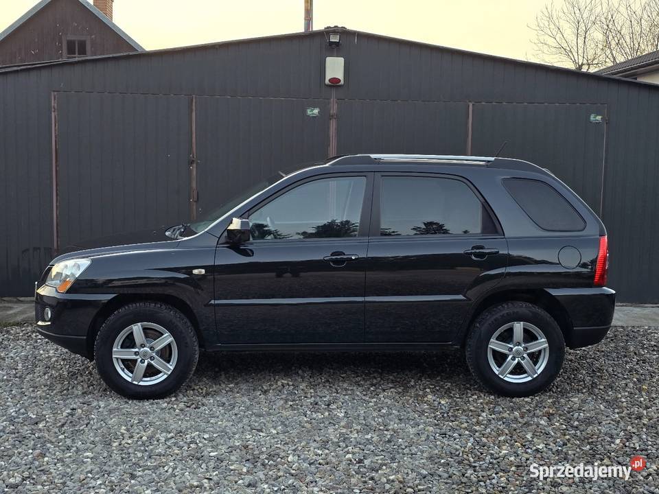 20 benzyna 140 4x4 SUV