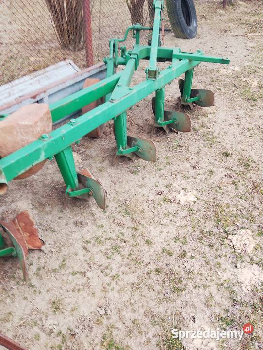 Pług 5 skibowy podorywkowy Miedźno
