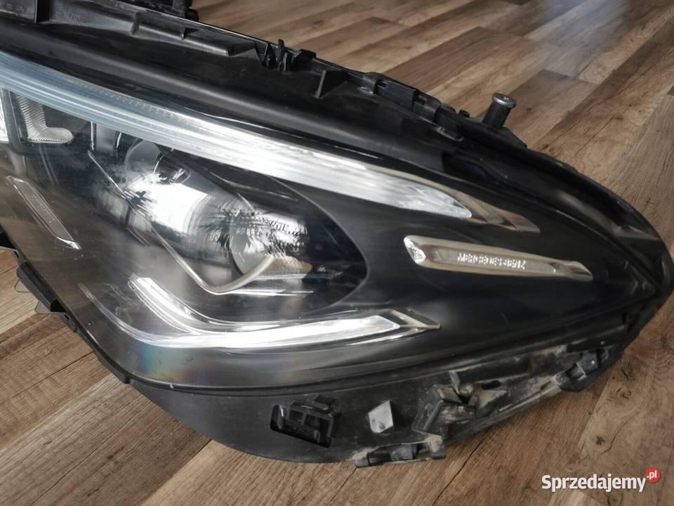 MERCEDES CLA 118 A1189063100 LAMPA MULTIBEAM Oświetlenie Świerzawa