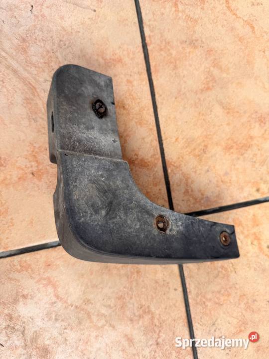 Chlapacz błotnika lewy przód Swift MK7 7232268L0 osobowe Nadkola Brzesko