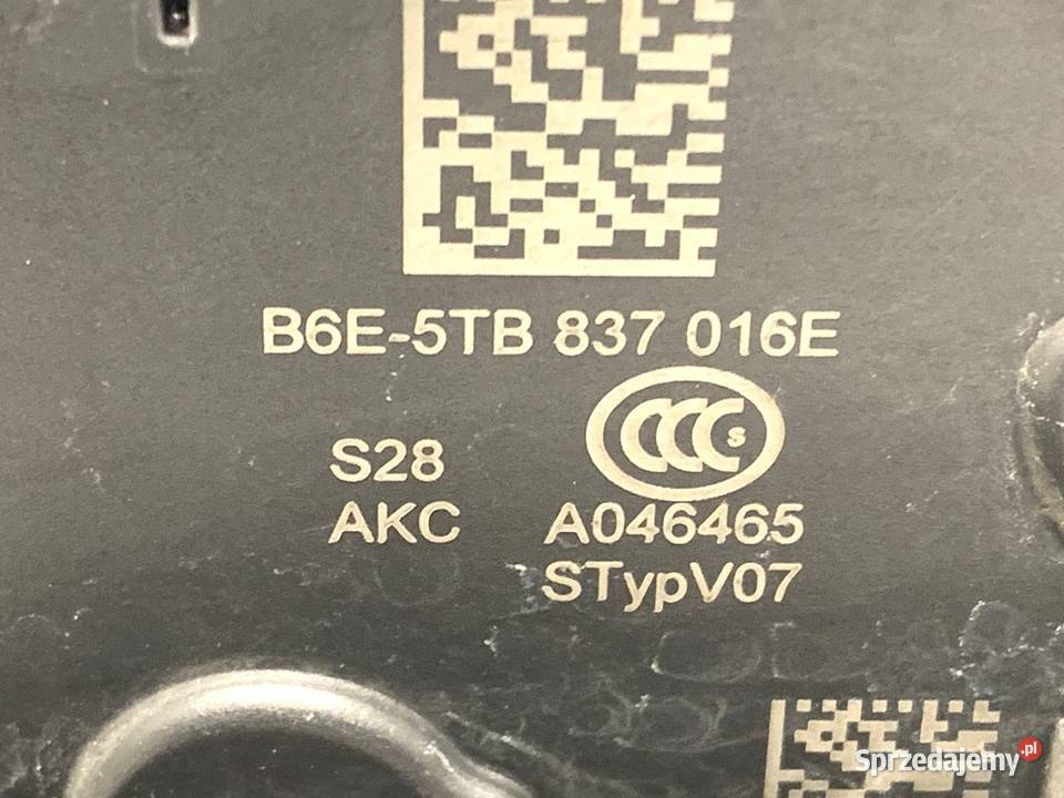 ZAMEK DRZWI PRAWY PRZÓD VW CRAFTER II Hatchback osobowe sprzedam