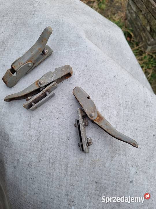 Sprzedam uchwyty pokrywy silnika do Stara 28 i