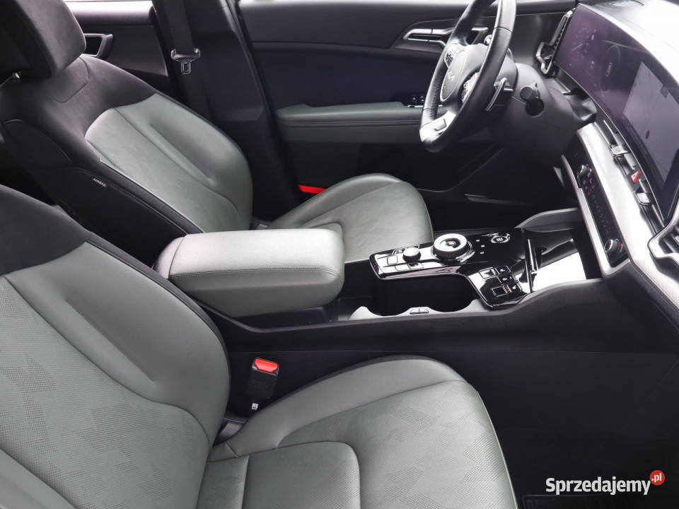 Kia Sportage 16 TGDI MHEV pełny VAT