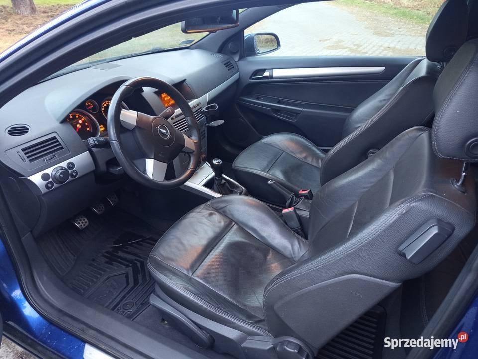 Opel Astra III H GTC 16