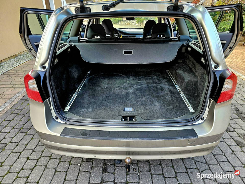 Volvo V70 20 145 Bezwypadek Piękny III 2007 Rok produkcji 2010 V70