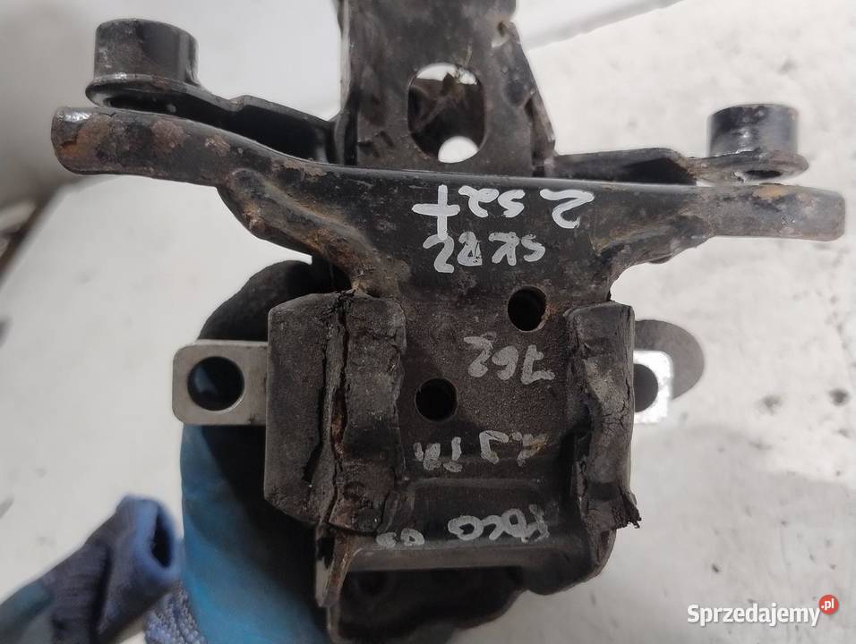 ŁAPA PODUSZKA SKRZYNI VW POLO 5Q0199555 Układ napędowy sprzedam
