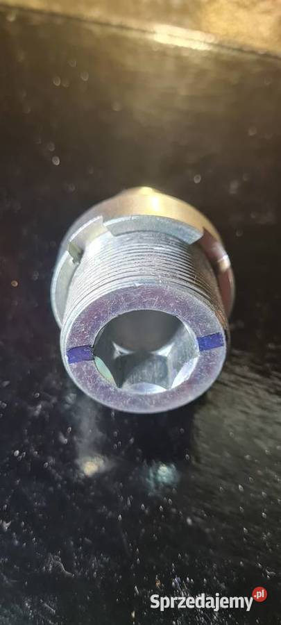 Honda Goldwing 1800 śruba tuleja wahacza lewa Warszawa