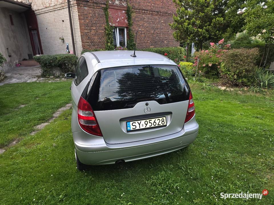 Mercedes A150 2006 r zadbany srebrny Orzech sprzedam