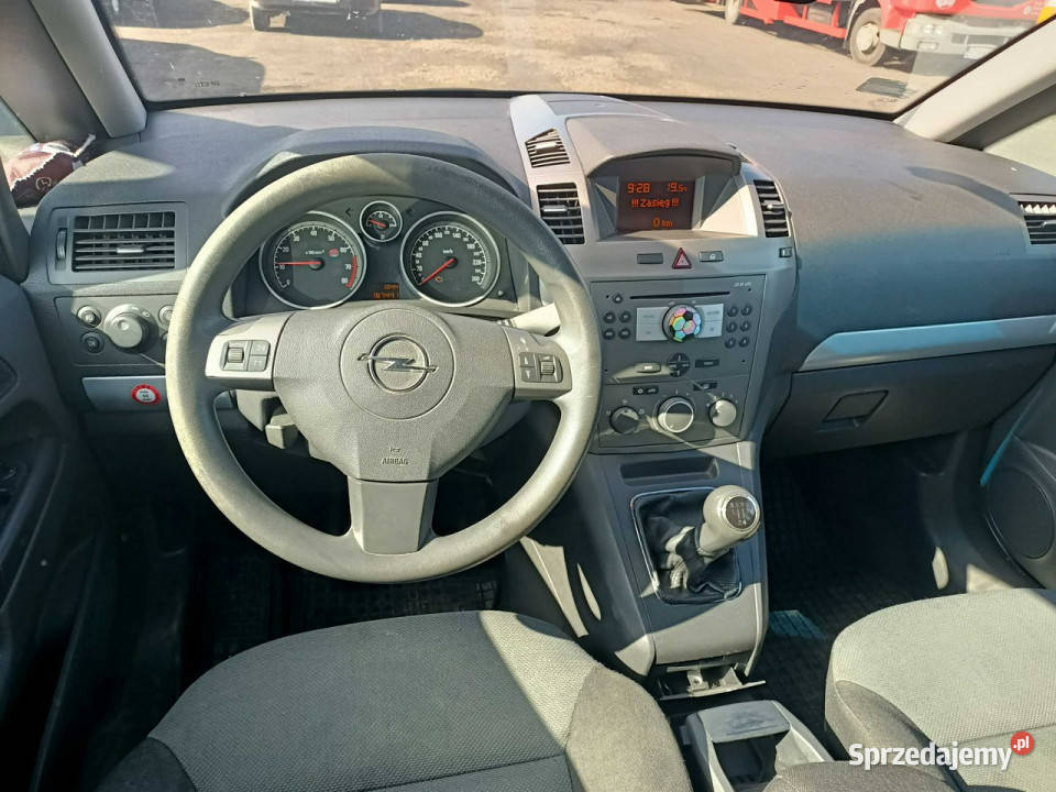 Opel Zafira Opel Zafira 16 05r 7OS B 20052011 Tarnów