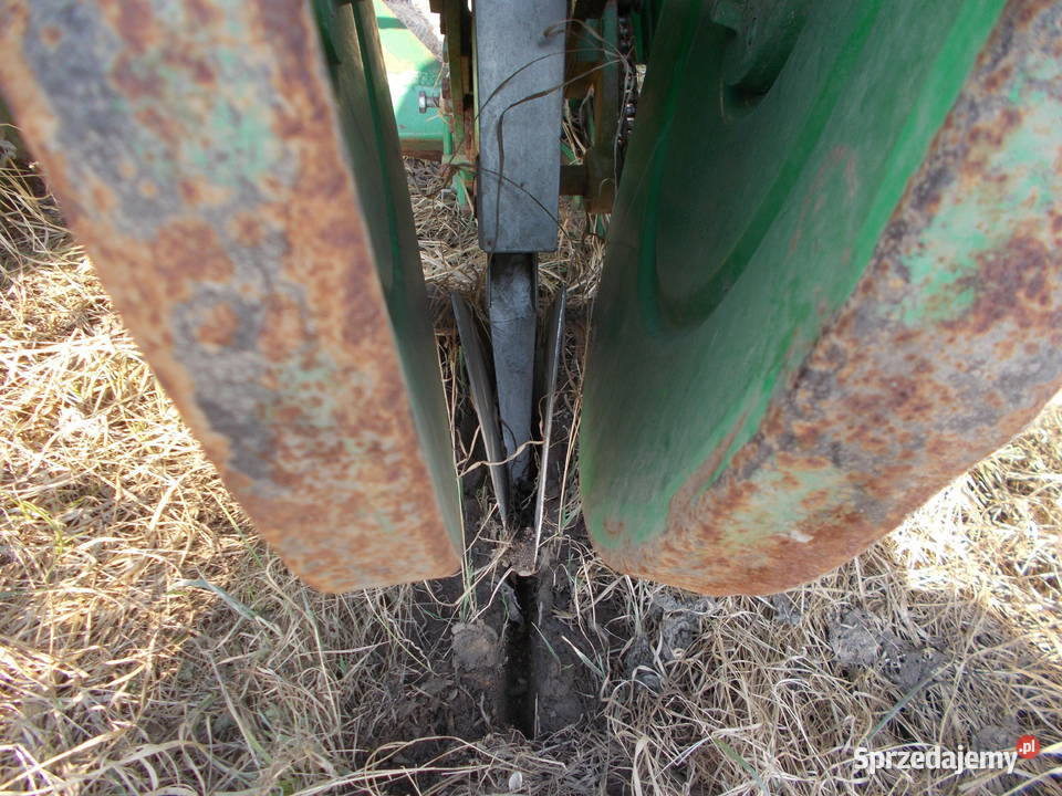 sadzarka do warzyw 4 rzędowa karuzelowa sprzedam